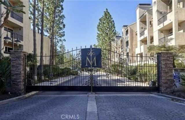 5565 Canoga Avenue photos photos