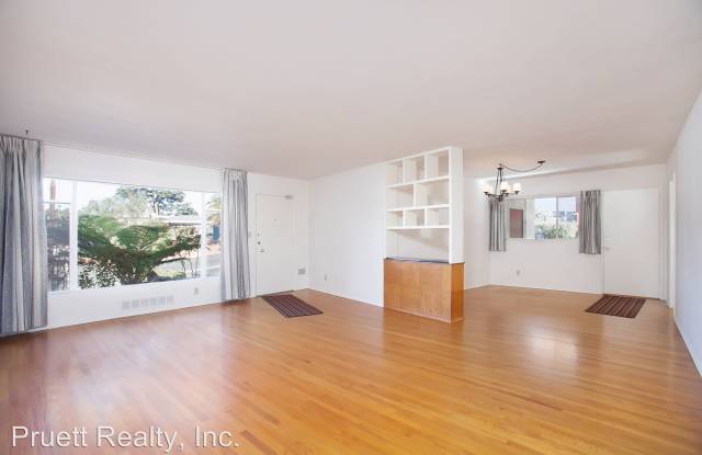 4067 Narragansett Ave Gallery 3