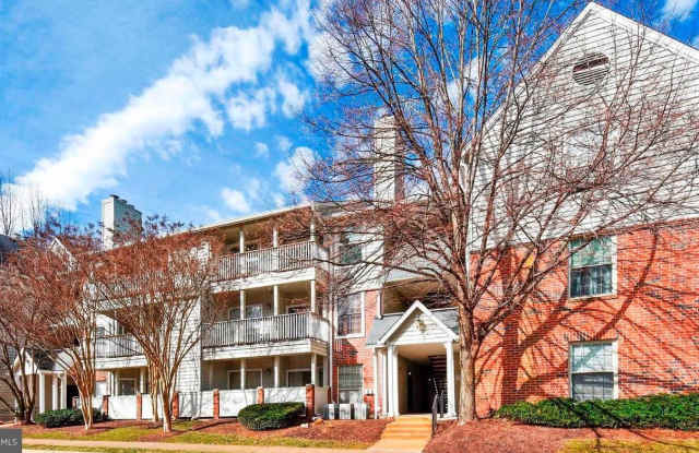 3916 PENDERVIEW DRIVE - 3916 Penderview Drive, Fair Oaks, VA 22033