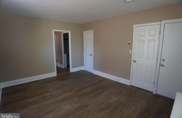 2 AIGBURTH Road photos photos