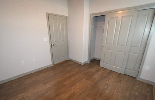 1258 Mira Vista Gallery 4