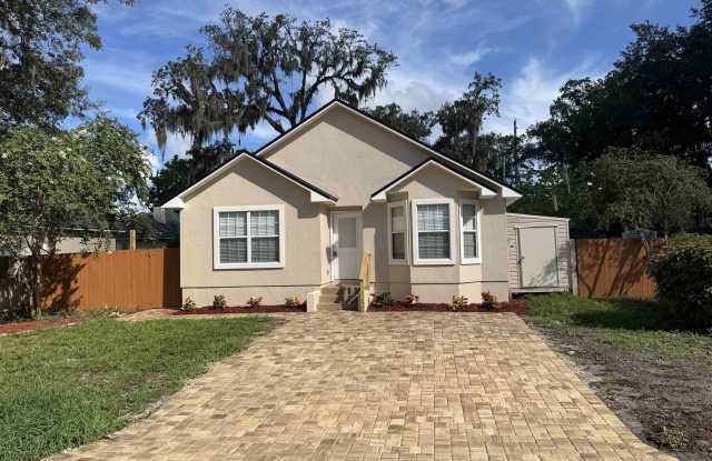 3372 9Th St photos photos
