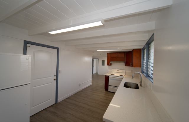 1957 Hoohai Street - Side 2 Gallery 2