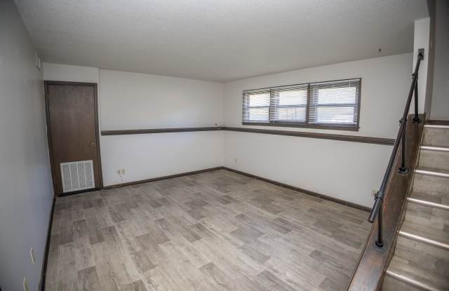 493/495 Perrey Drive - 495 Gallery 3