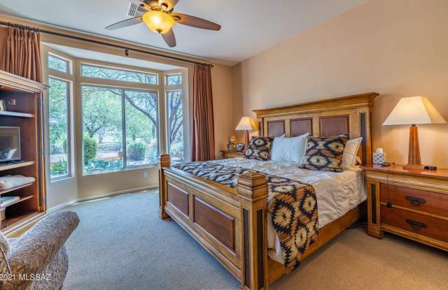 5430 West Winding Desert Drive - 5430 West Winding Desert Drive, Marana, AZ 85658