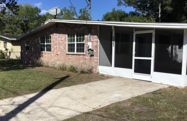 4621 Daughtry Boulevard East - 4621 Daughtry Boulevard, Jacksonville, FL 32210