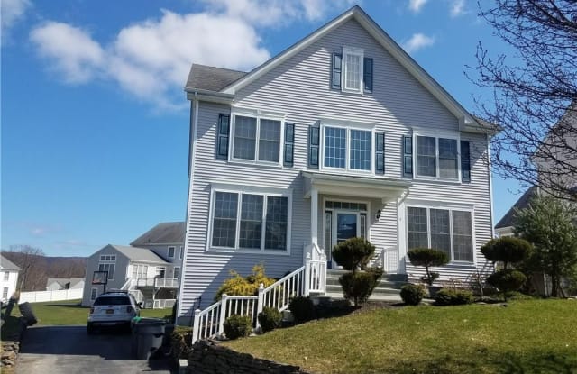 6 Berwick Circle - 6 Berwick Circle, Woodbury, NY 10930