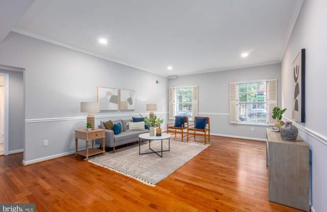 1701 N TROY STREET - 1701 North Troy Street, Arlington, VA 22201