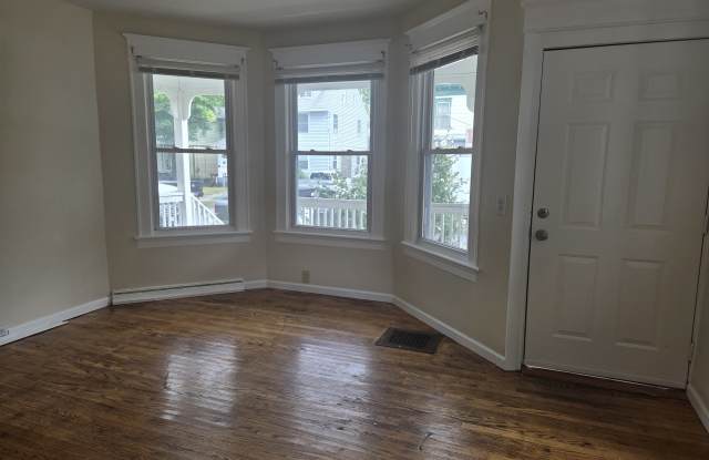 93 Elmendorf St photos photos 93 Elmendorf St photos photos