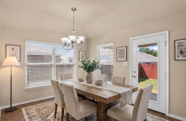 1213 Lambert Drive Gallery 3