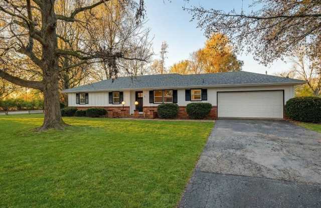 701 Hillcrest Avenue photos photos