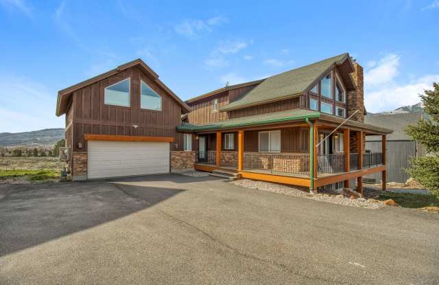 Luxury 5 Bed, 5 Bath Home with Modern Finishes & 2-Car Garage! - Available NOW! photos photos