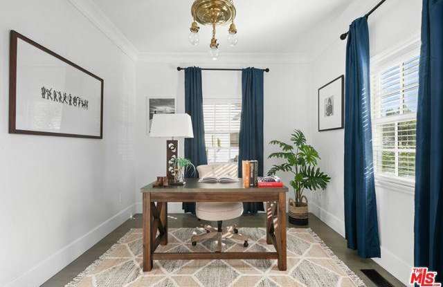 11217 Kling Street photos photos