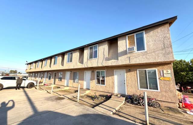 Embrace the cozy charms of this Aparment, perfectly situated in the heart of Delano photos photos