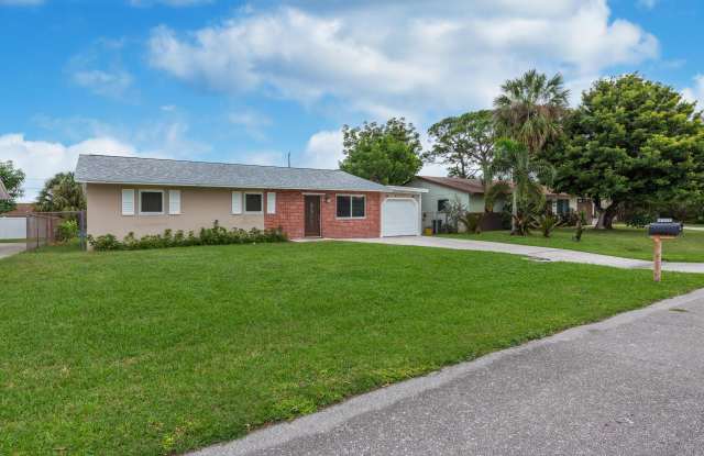4317 APPLECREST Drive Gallery 3