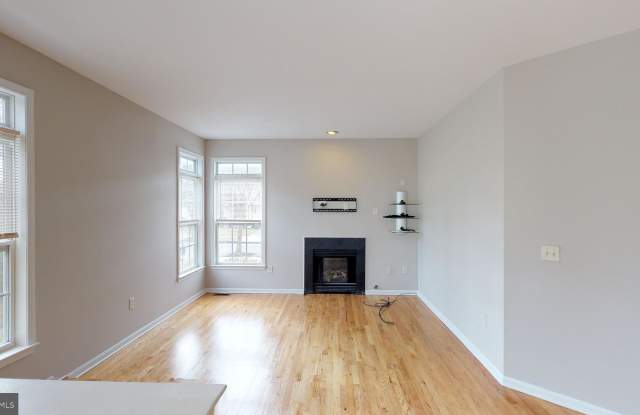 73 SHELLEY CIRCLE Gallery 4