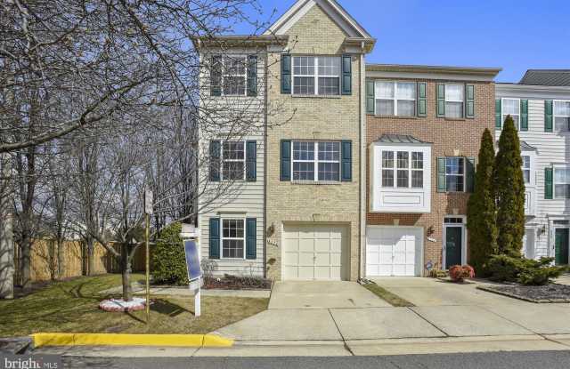 8226 BATES ROAD - 8226 Bates Road, Laurel Hill, VA 22079