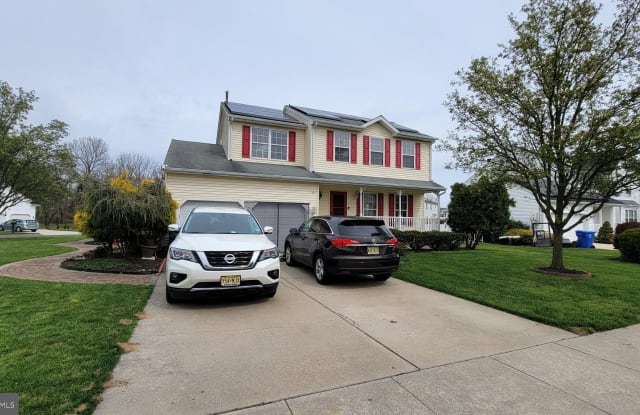 8 FAWN HOLLOW ROAD - 8 Fawn Hollow Road, Burlington, NJ 08016