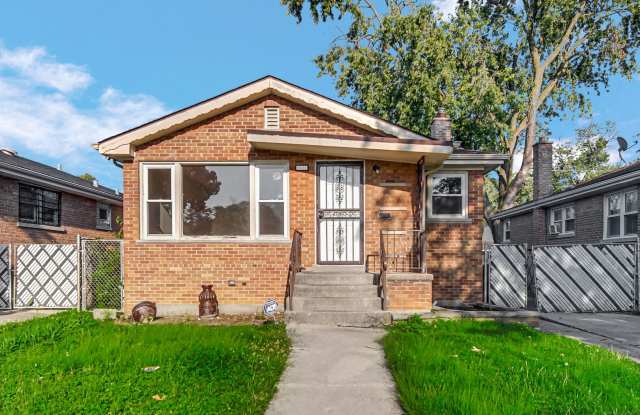 3BED/2BATH Home Available in Dolton - 15123 Grant Street, Dolton, IL 60419