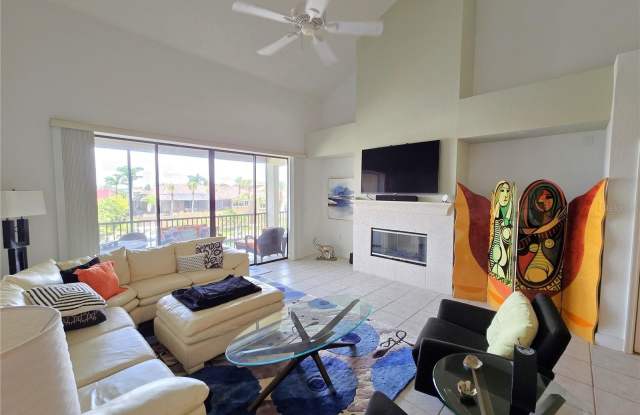 3905 MARINERS Walk Gallery 2