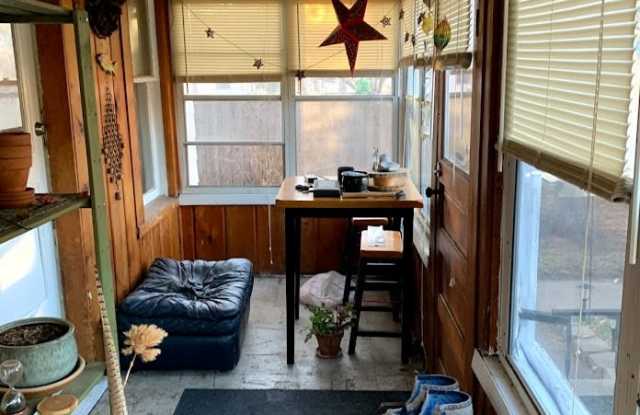 5310 Knox Avenue North Gallery 2