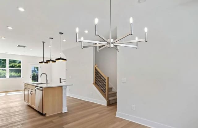 Room in 3 Bedroom Home at Levy Wy photos photos