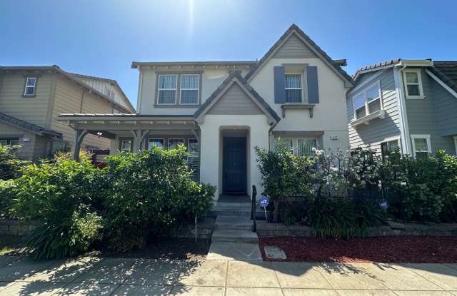 Beautiful 4 Bedroom, 3 Bath Mountain House Home / Best Property Management - 422 Piedmont Drive, Mountain House, CA 95391