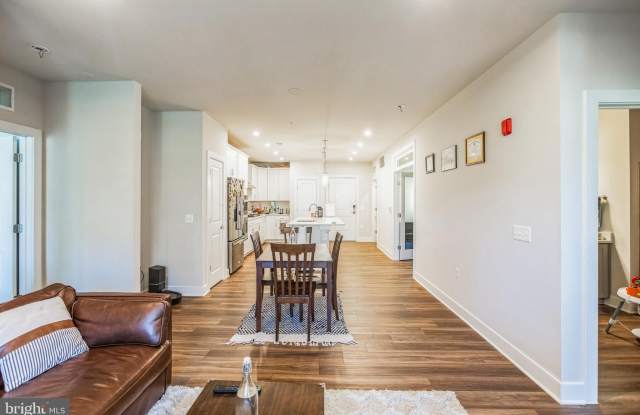 104 SAINT IVES PLACE photos photos