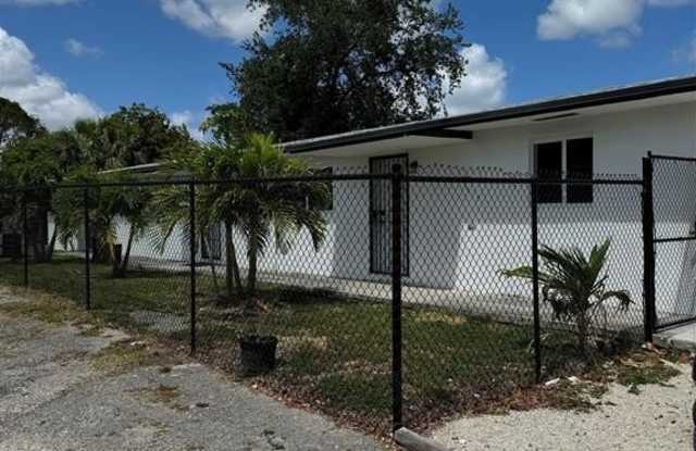 645 NW 64th St photos photos