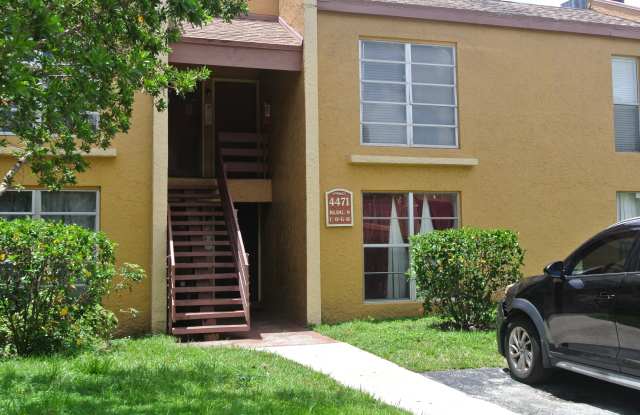 4471 TREEHOUSE Lane Gallery 1