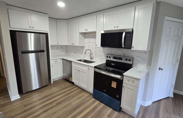 3025 Mangum Drive Gallery 4