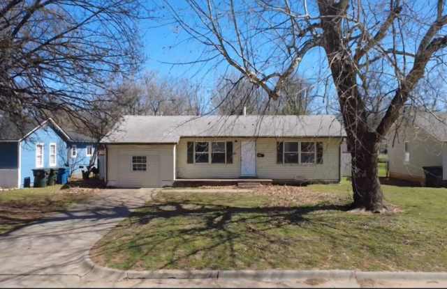 Charming 4 Bedroom House! photos photos