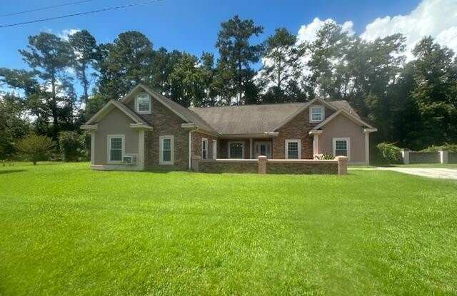 557 Willie Mae Aiken Drive Gallery 2