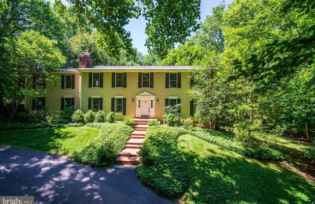 9493 BEACH MILL ROAD Gallery 4