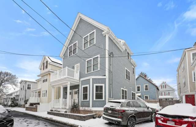 22 Henderson St. Gallery 3