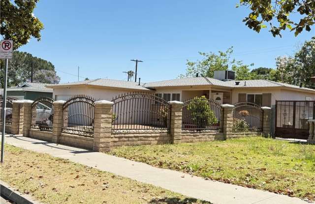 9279 Dorrington Avenue photos photos