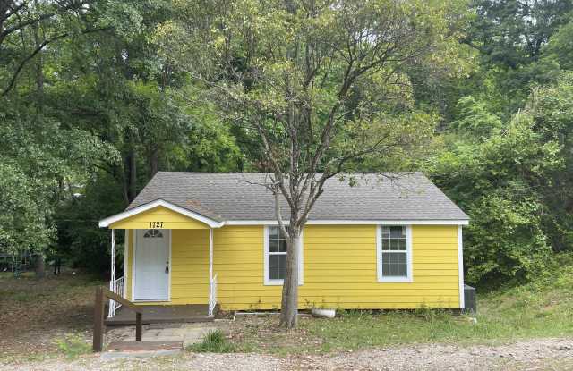 1727 Summit Ave photos photos