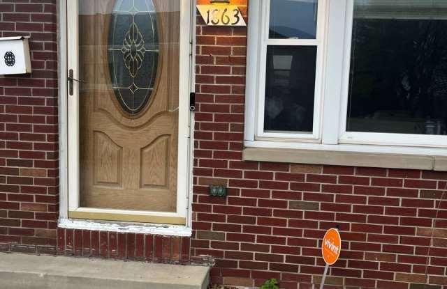 1863 Highview Ave photos photos