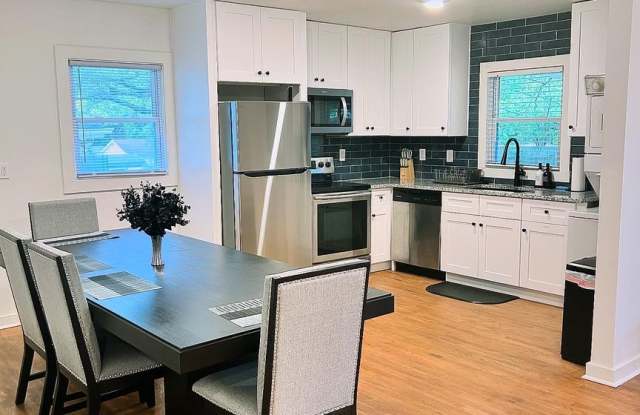 Room in 3 Bedroom Home at Hightower Ct NW photos photos
