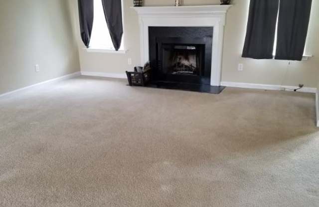 111 Sentinel Ct Gallery 2