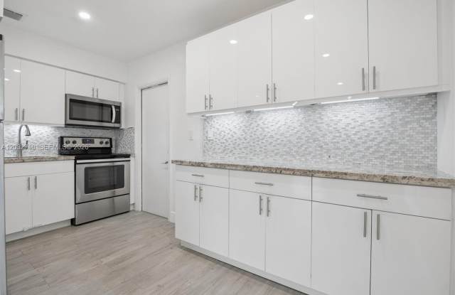 2775 SW 12th St photos photos 2775 SW 12th St photos photos