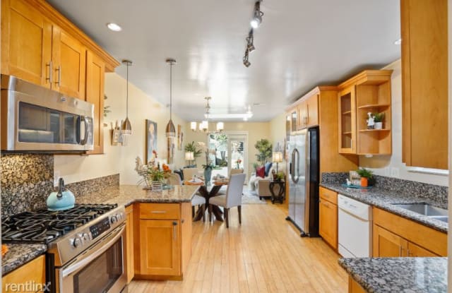 808 Roosevelt Ave A - 808 Roosevelt Avenue, Redwood City, CA 94061