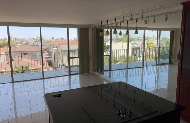 5400 E. The Toledo #309 Gallery 2