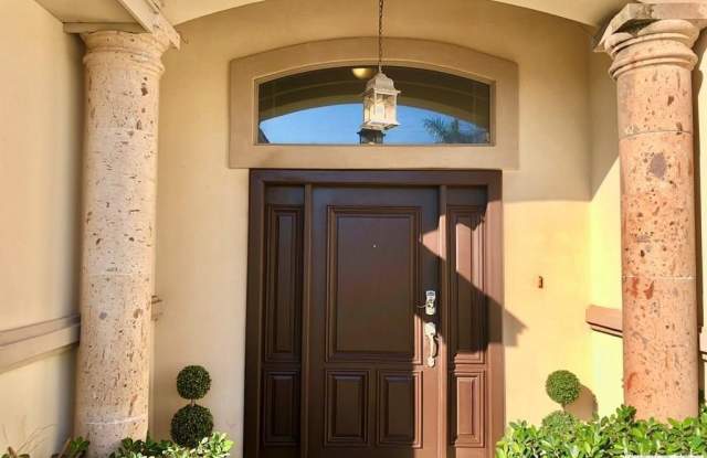5891 HITCHING POST BLVD. Gallery 2