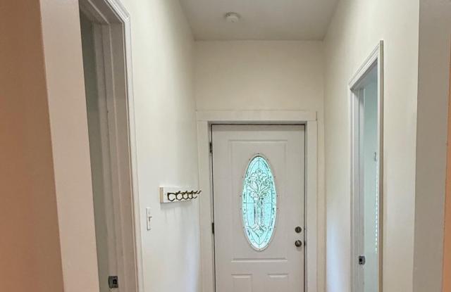 862 BIRCH TRL Gallery 2