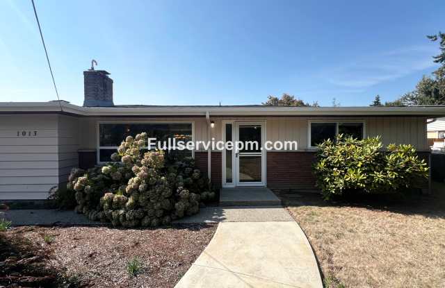 1013 Monroe Ave NE - 1013 Monroe Avenue Northeast, Renton, WA 98056 1013 Monroe Ave NE - 1013 Monroe Avenue Northeast, Renton, WA 98056