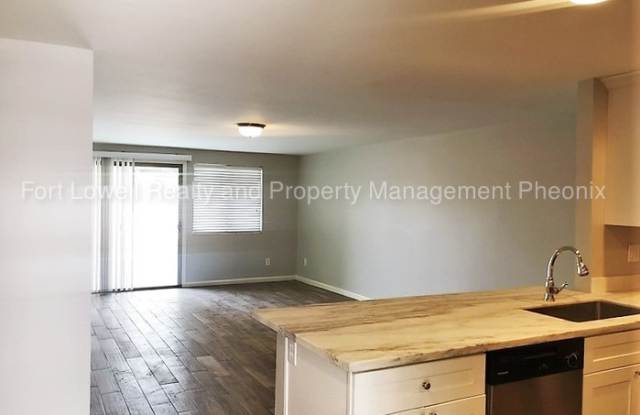 5118 East Monte Vista Road Gallery 4