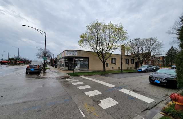 6122-24 N Milwaukee Ave photos photos
