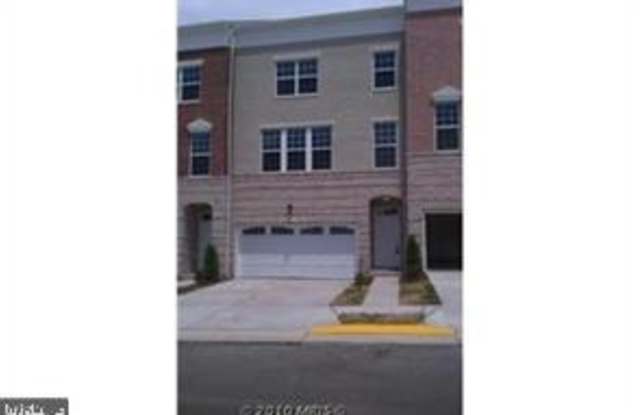 42646 WINTER WIND TERRACE - 42646 Winter Wind Terrace, Brambleton, VA 20148