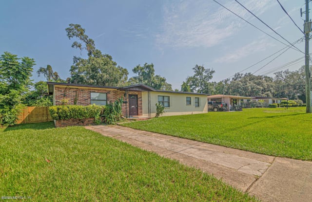 5839 CEDAR OAKS DR - 5839 Cedar Oaks Drive, Jacksonville, FL 32210